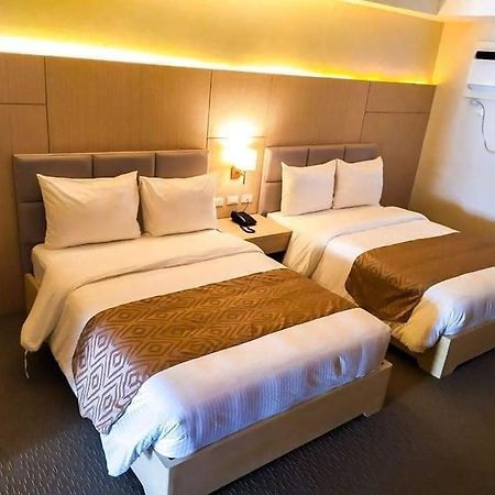 Sotogrande Neopolitan Hotel Quezon City Zewnętrze zdjęcie